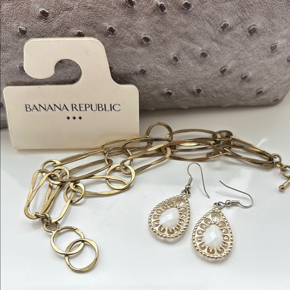 Banana Republic Gold Chain Bracelet and gold Teardrop Earrings w/ white center.